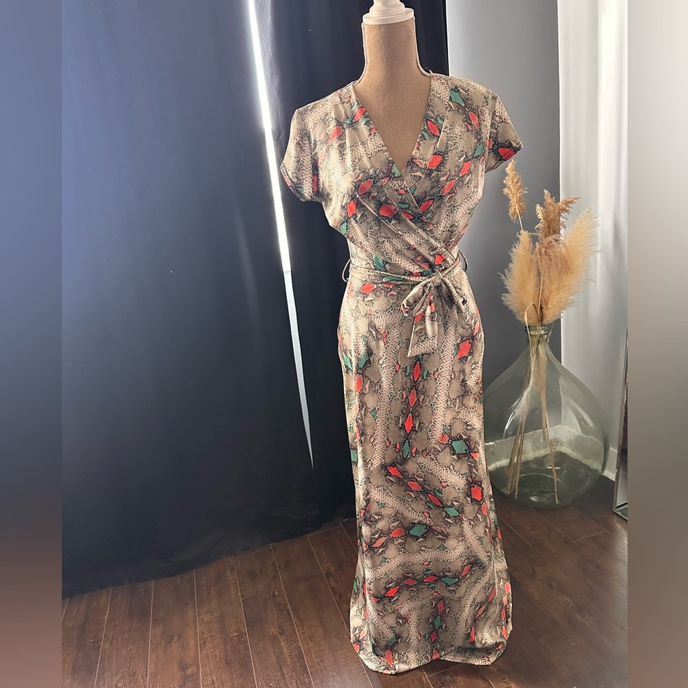 beautiful long dress in imitation snakeskin